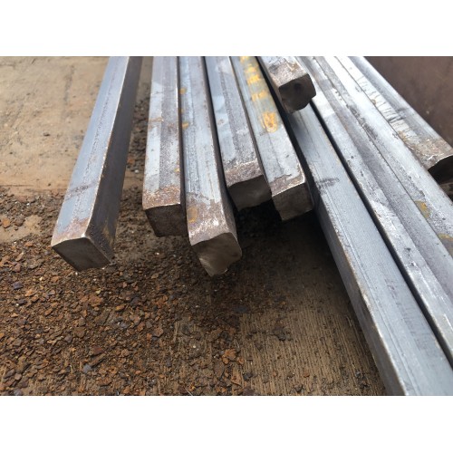 Квадрат стальной гк 34 мм ст40Х ГОСТ 2591-2006