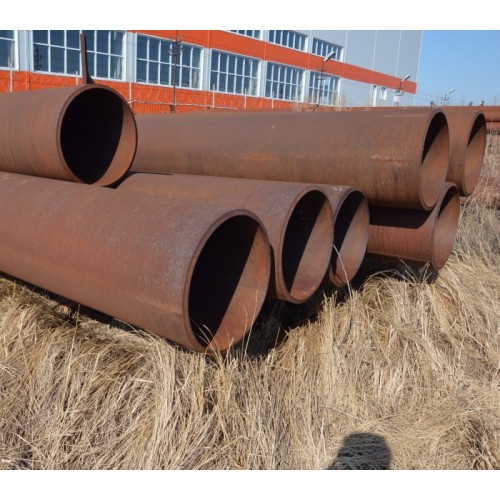 Труба стальная б/у г/к 530х10 лежак